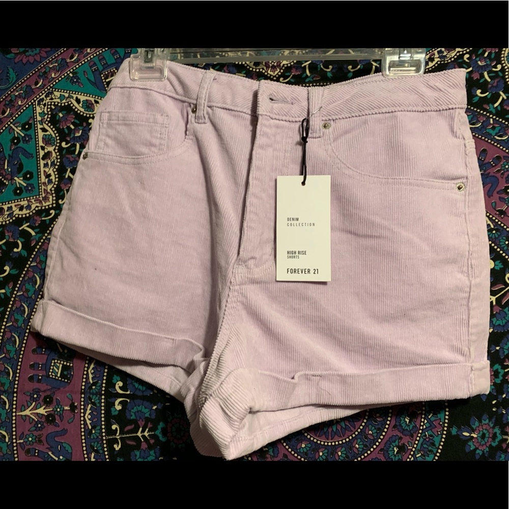 Shorts - Picture 2 of 4